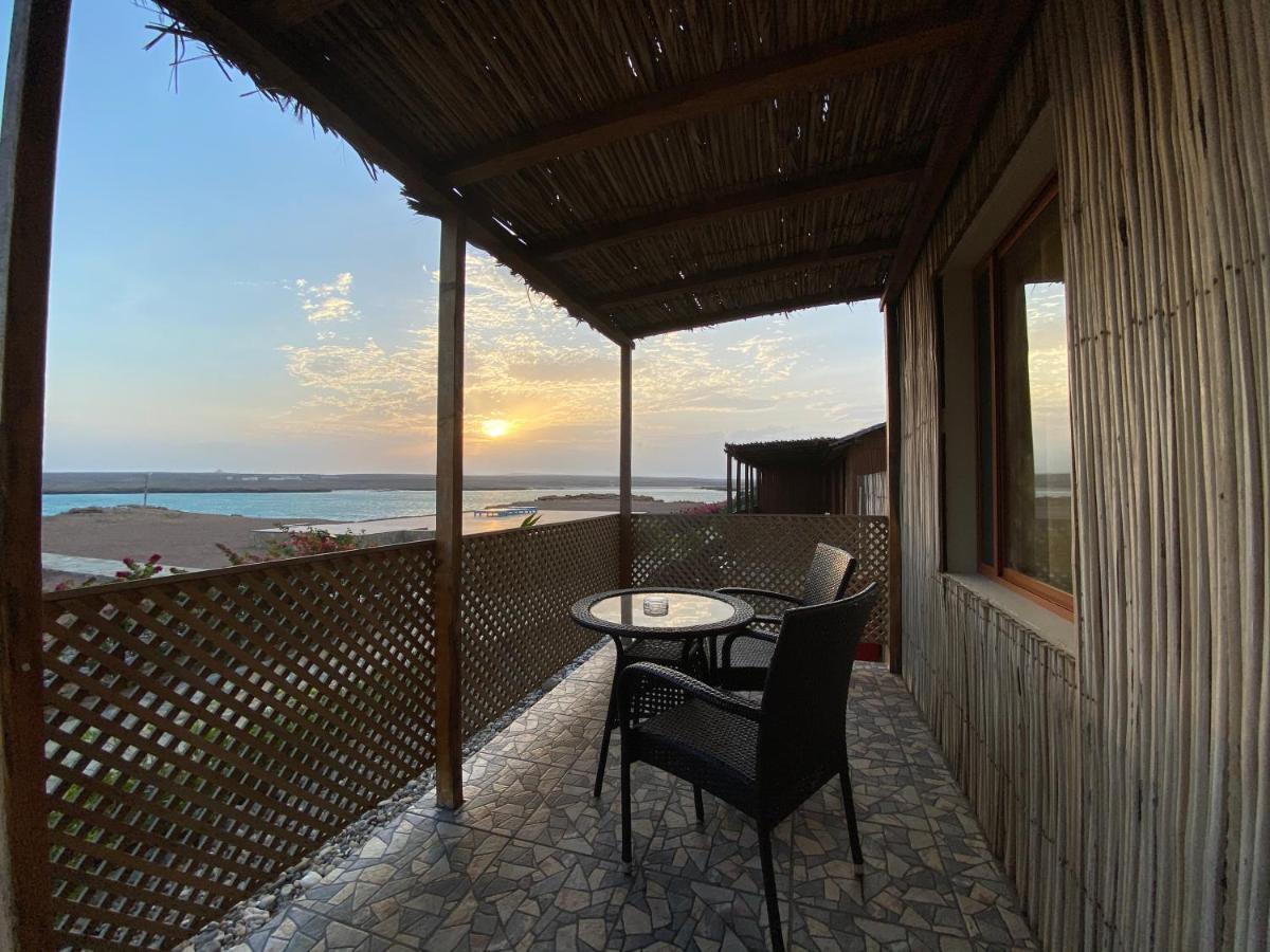 Turtle Beach Resort Ras al Hadd Exterior photo